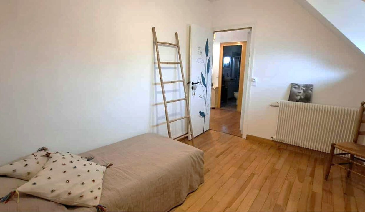 400-10102025-064437-7