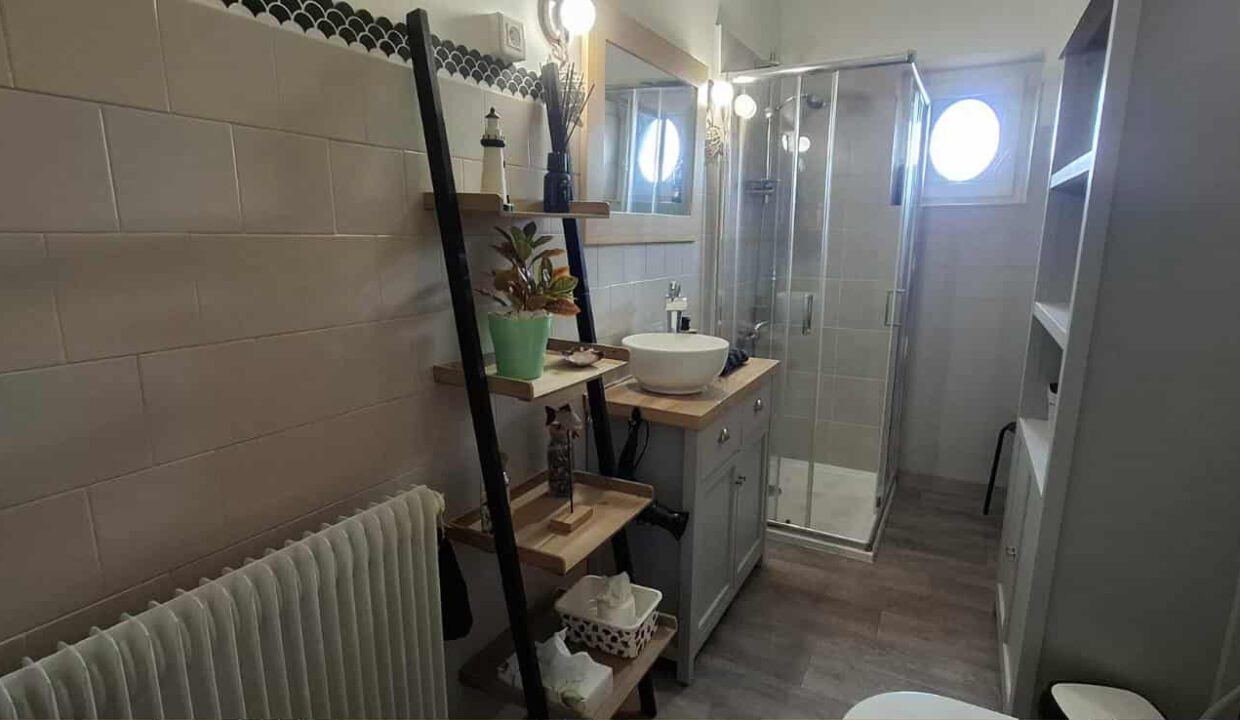 400-10102025-064437-8