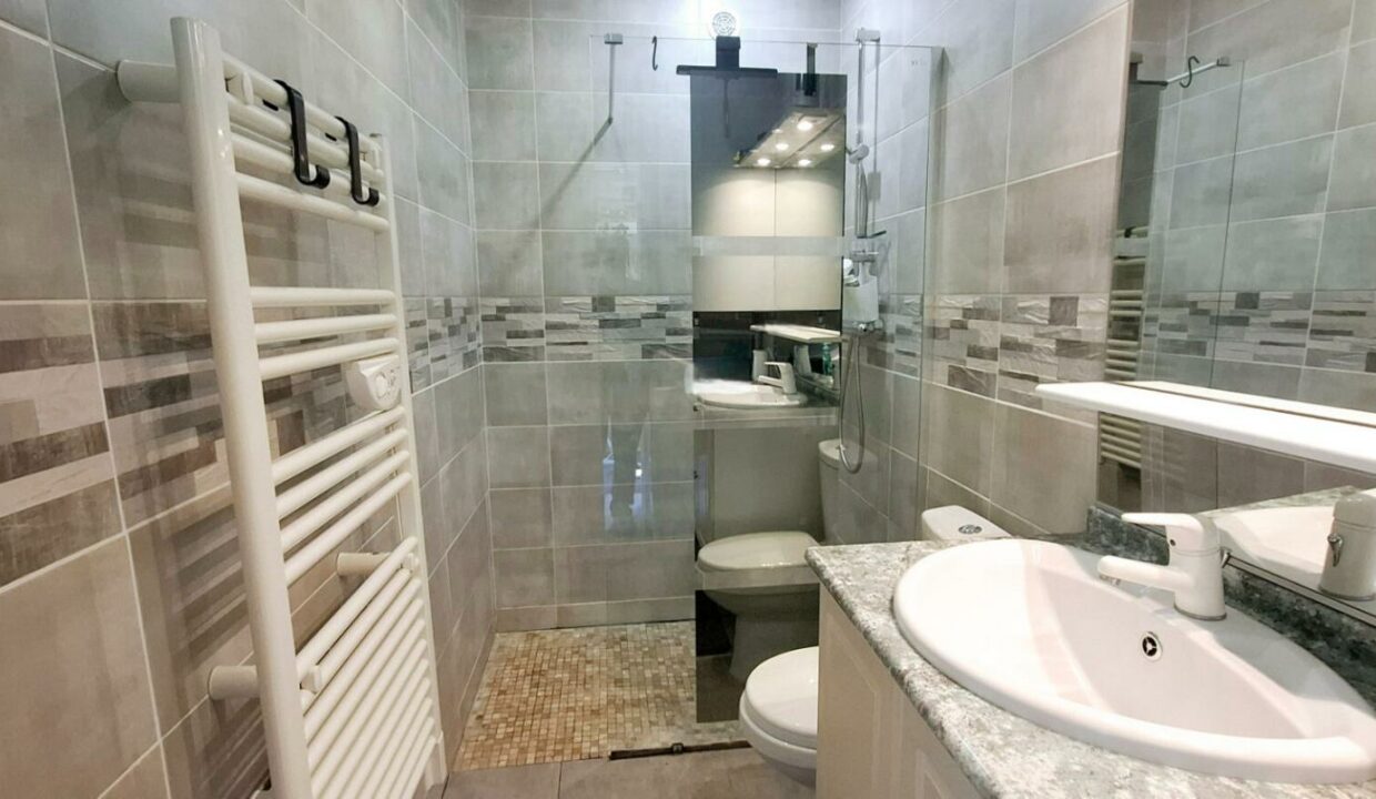 402-16102025-065416-3