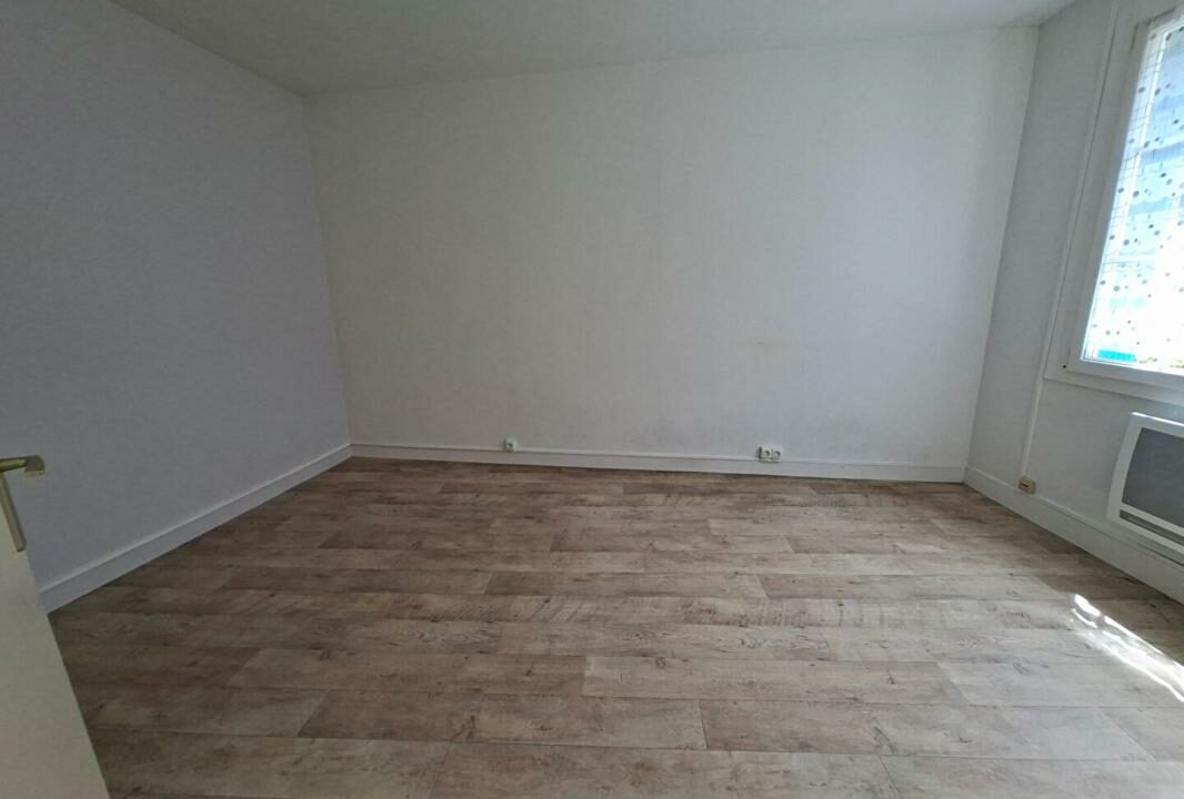 383-04112025-064659-11