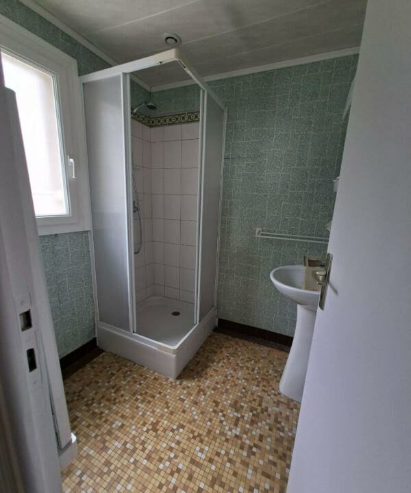 383-04112025-064659-4