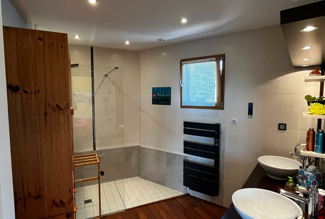 358-17032026-055418-11